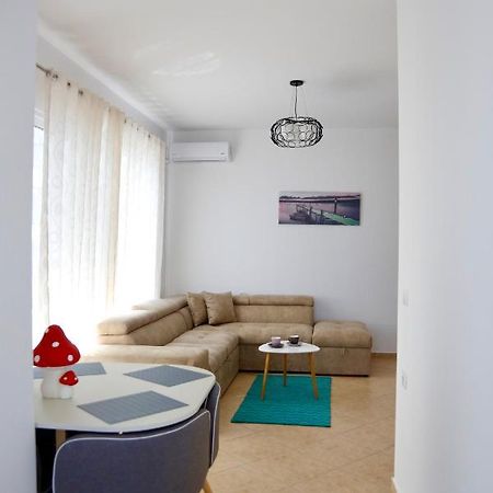 Sea La Vie Apartments Sarande Exterior photo